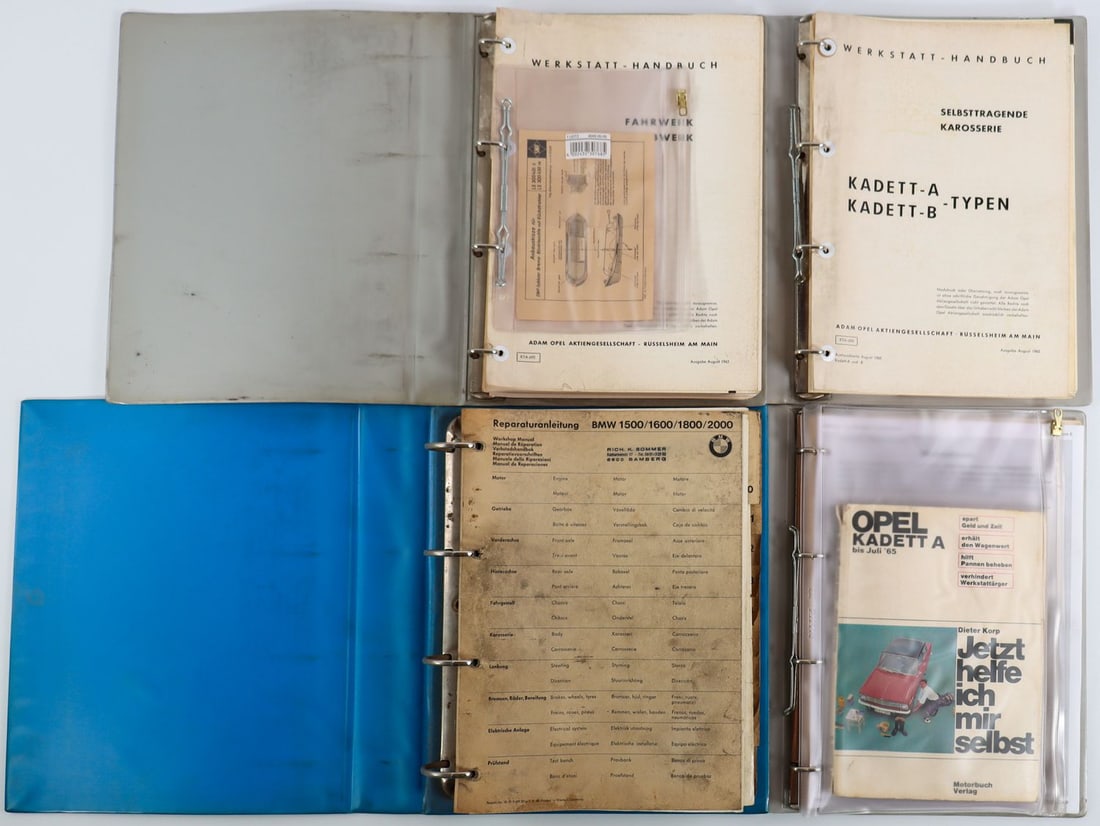 Automobilia 4 Binders (1 of 1)