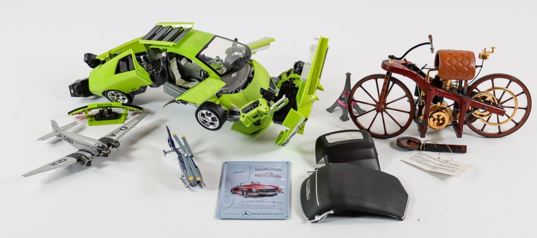 Automobilia 7-piece (1 of 1)