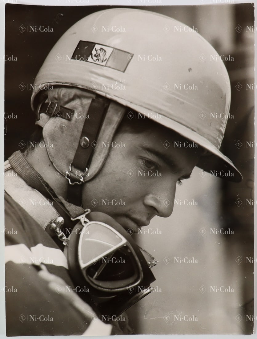 Automobilia Original B/W press photo Ricardo Rodriguez (1 of 2)