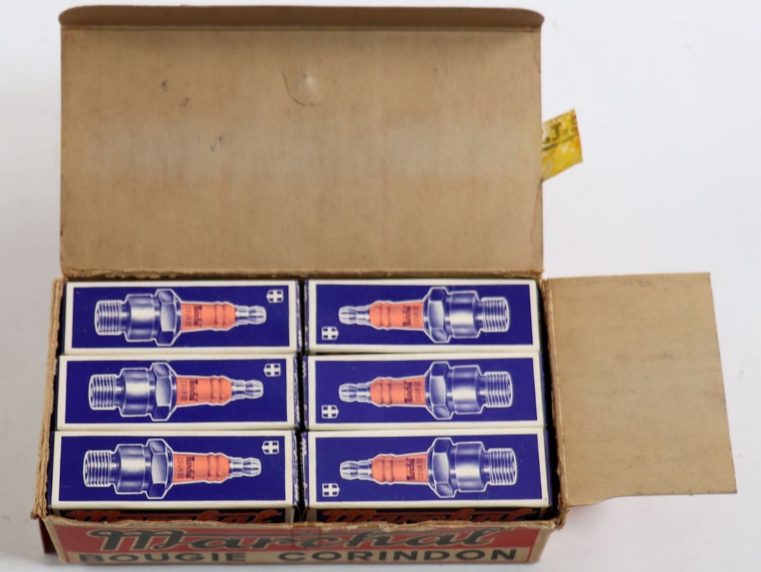 Ferrari 12x spark plug Marchal RR32HFS NOS for Typ 250 SWB (1 of 2)