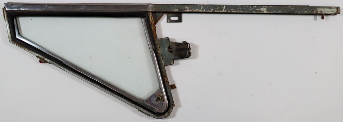 Ferrari Vent Window Right for Type 275 GTS: Manufacturer: Securit, with frame