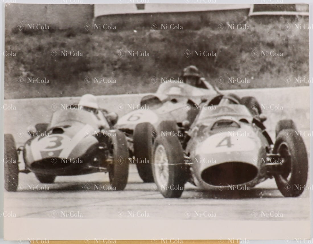 Ferrari Original B/W Press Photo Grosser Preis von Deutschl: Dan Gurney and Tony Brooks on their Ferraris Type 246F1, 16.5 x 21.5 cm