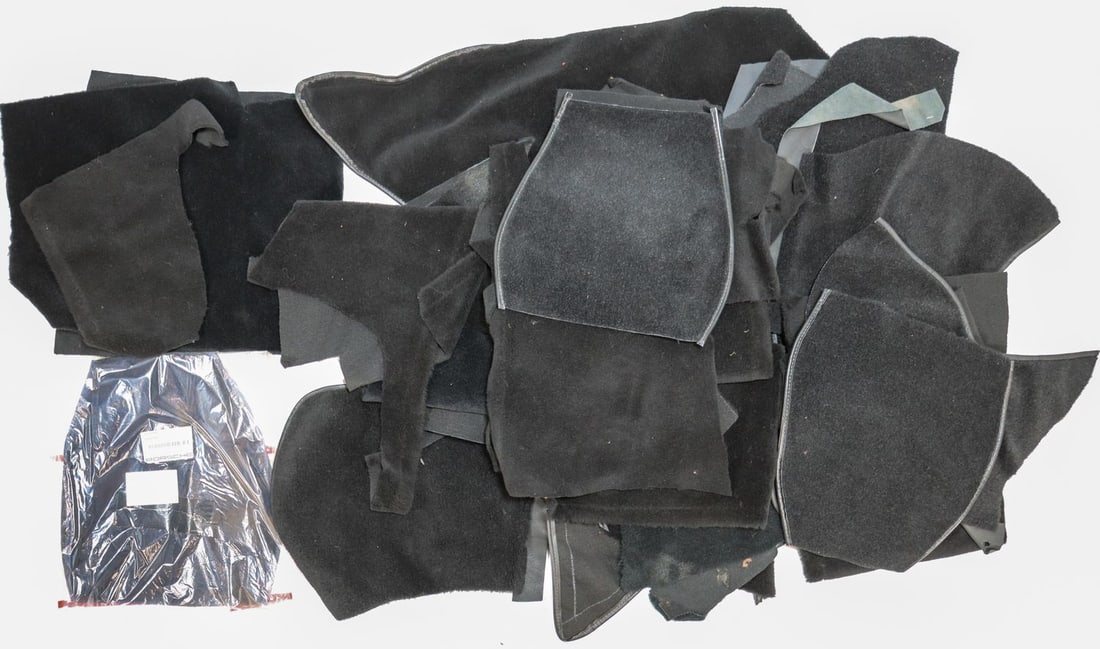 Porsche 28-Piece Carpet for Type 964 and 993 (1 of 2)