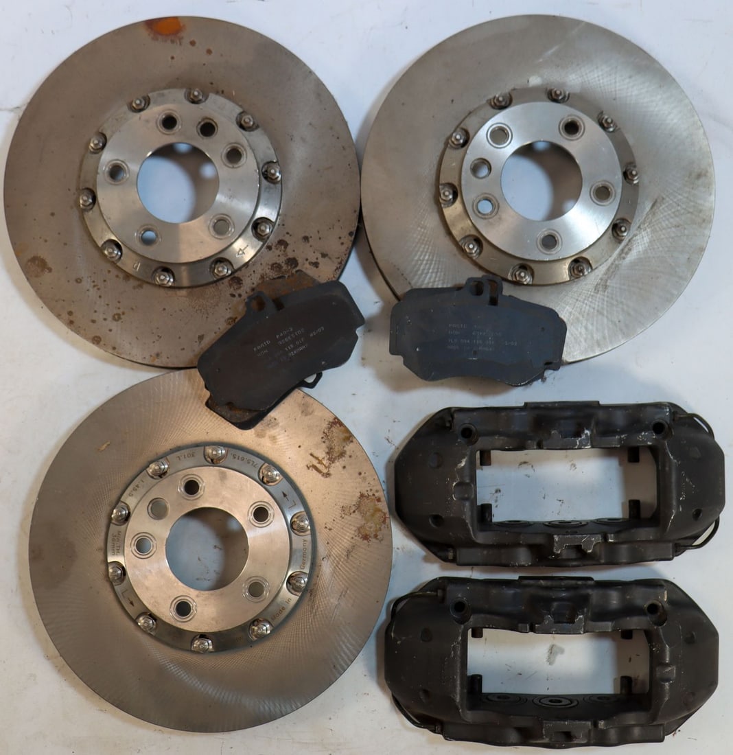 Porsche 9-piece Brake Parts for Cayenne (1 of 4)