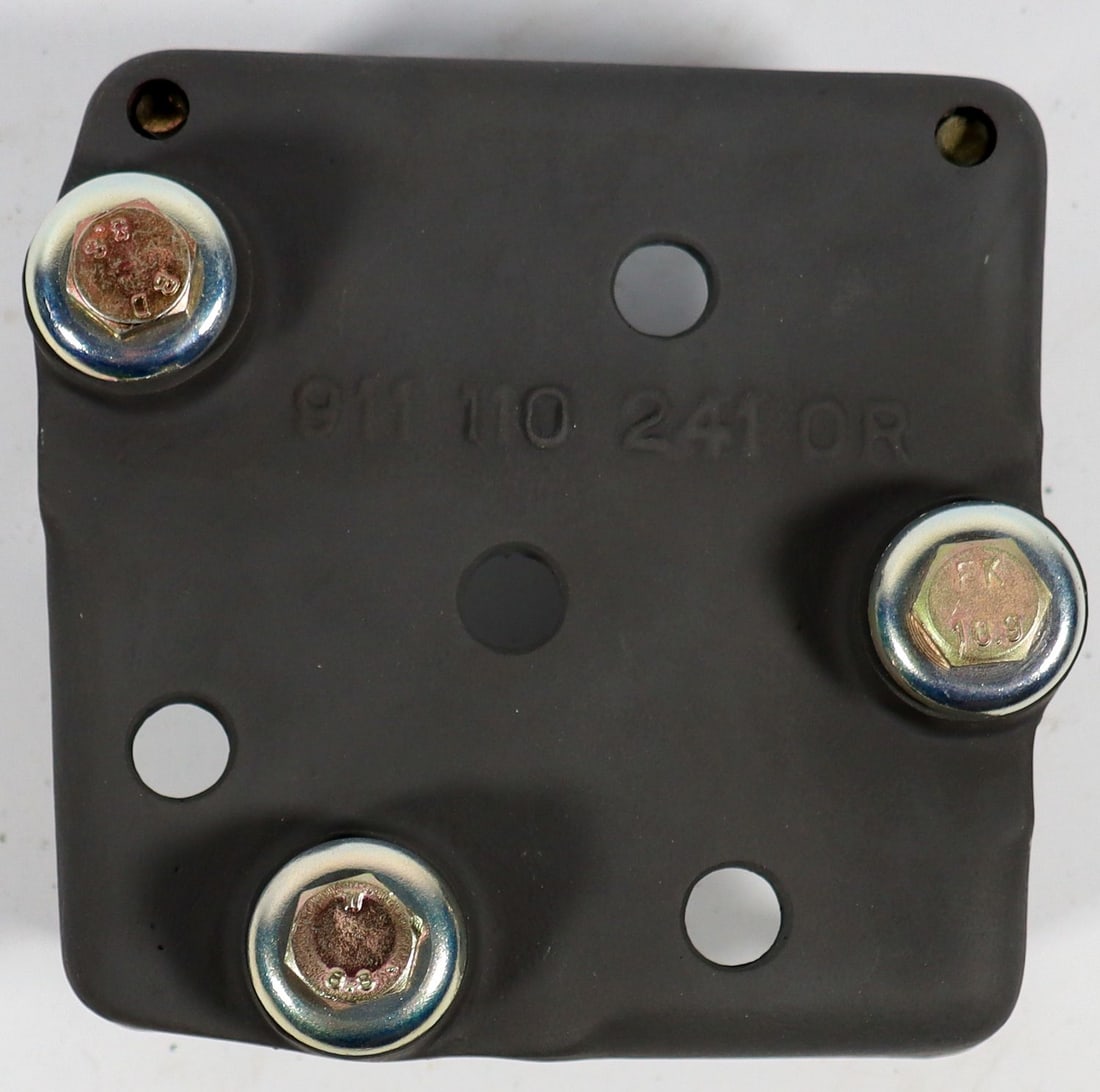 Porsche Injection Pump Bracket for Type RSR 2.8 and 3.0 (1 of 2)