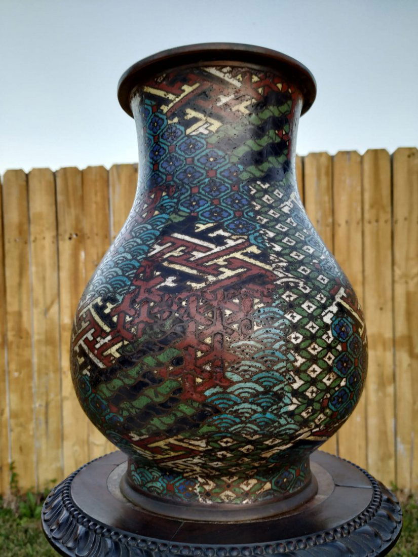 A fine antique enamel cloisonne vase with mark (1 of 13)