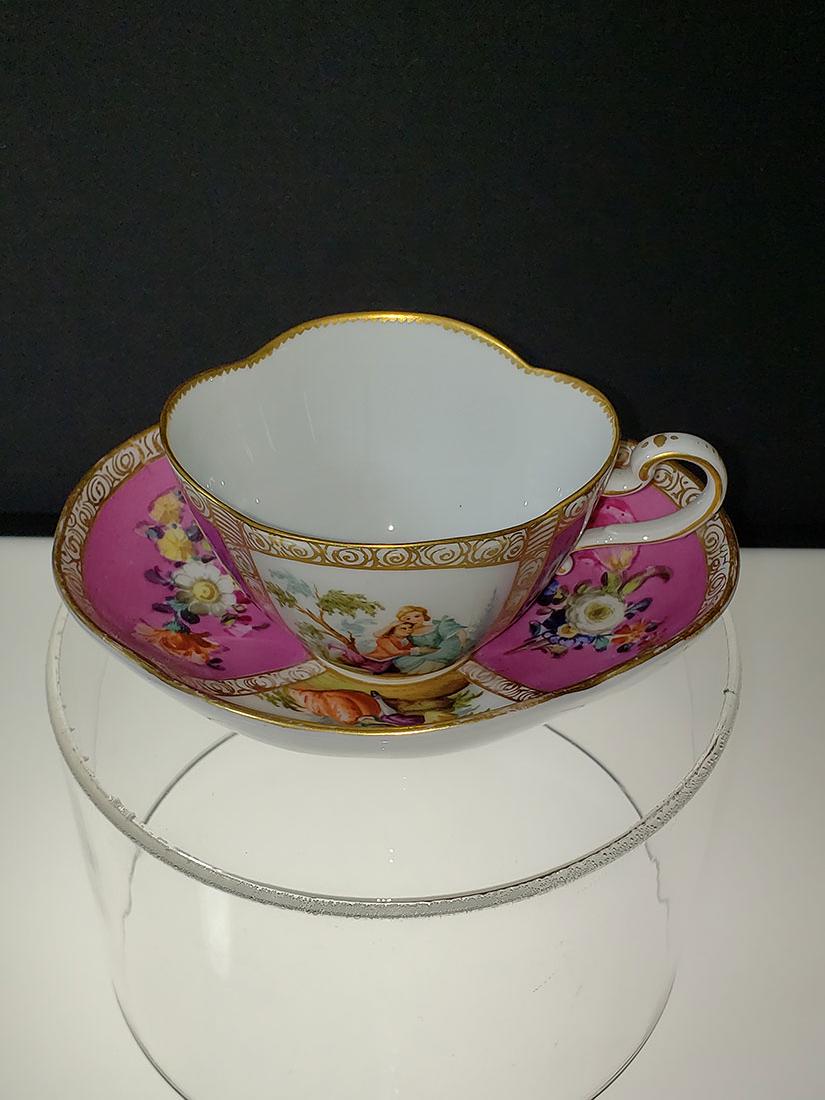 A fine Meissen Quatre Foil Cup & Saucer 1924: Meissen Quatre Foil Cup & Saucer Measures 2" x 4 1/8" cup, 5 1/4" x 4 3/4" x 1 1/4" saucer 1924