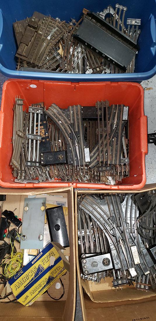 Large lot of Lionel Switches and tracks PLENTY: Large lot of Lionel Switches and tracks PLENTY