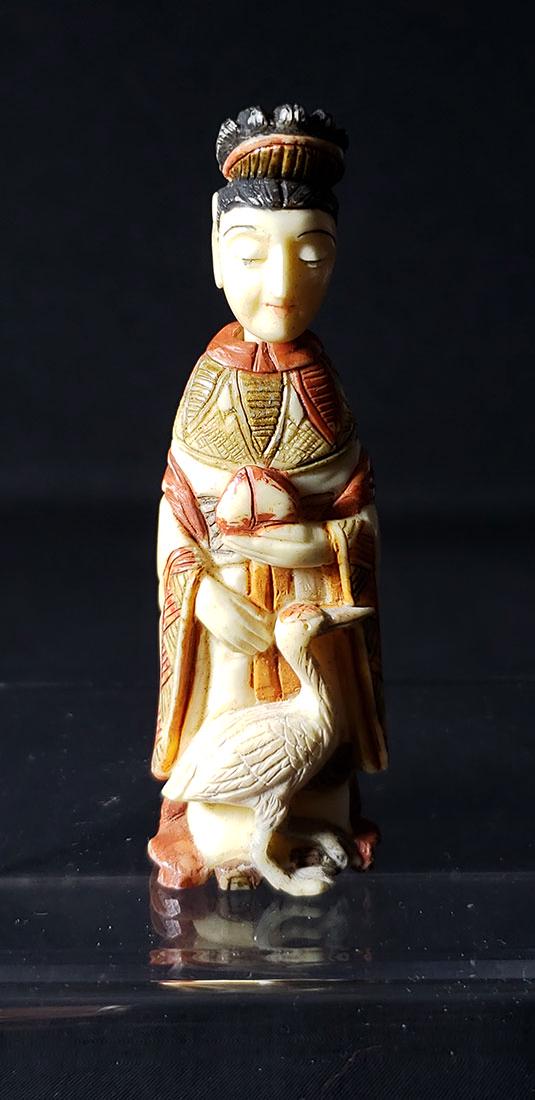 Old Chinese Figural Snuff Bottle: Old Chinese Figural Snuff Bottle. Measures 3" Tall