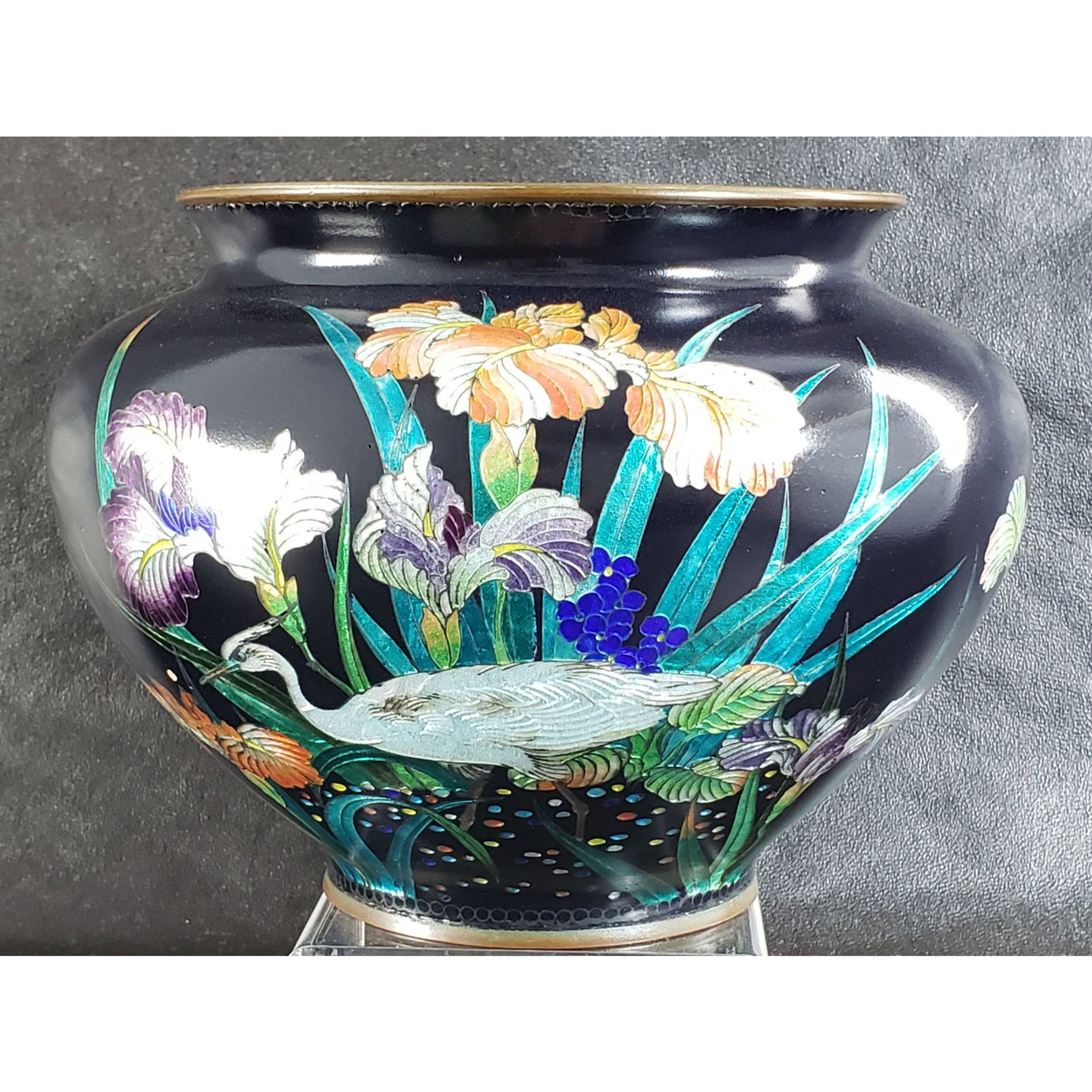 Antique Japanese Cloisonne Vase Meiji Period 19th C: Antique Japanese Cloisonne Vase Meiji Period 19th Century. Measures 5 1/4" x 7"