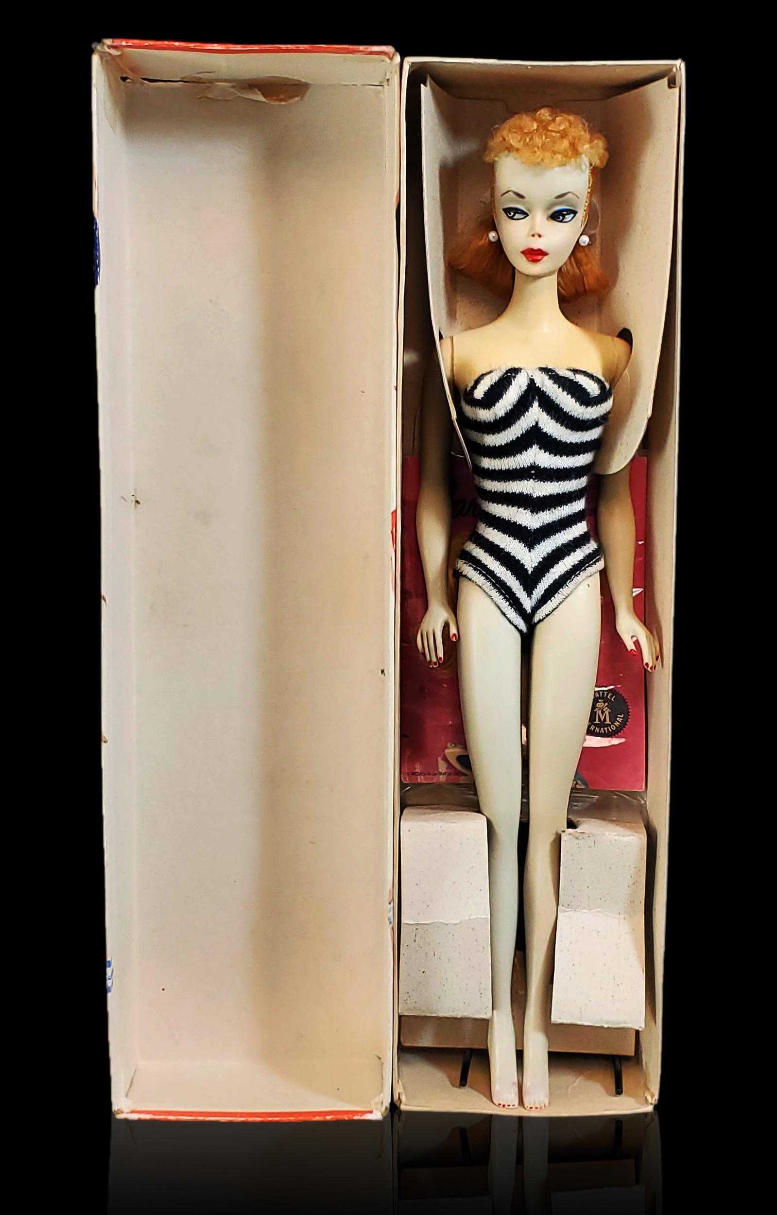 Original #2 Blonde Barbie Doll W /accessories: Original #2 Blonde Barbie Doll W /accessories White Irises with arched brows. All original face paint with minimal play wear. long ponytail with curly bangs.Solid Torso. Doll is in very good condition