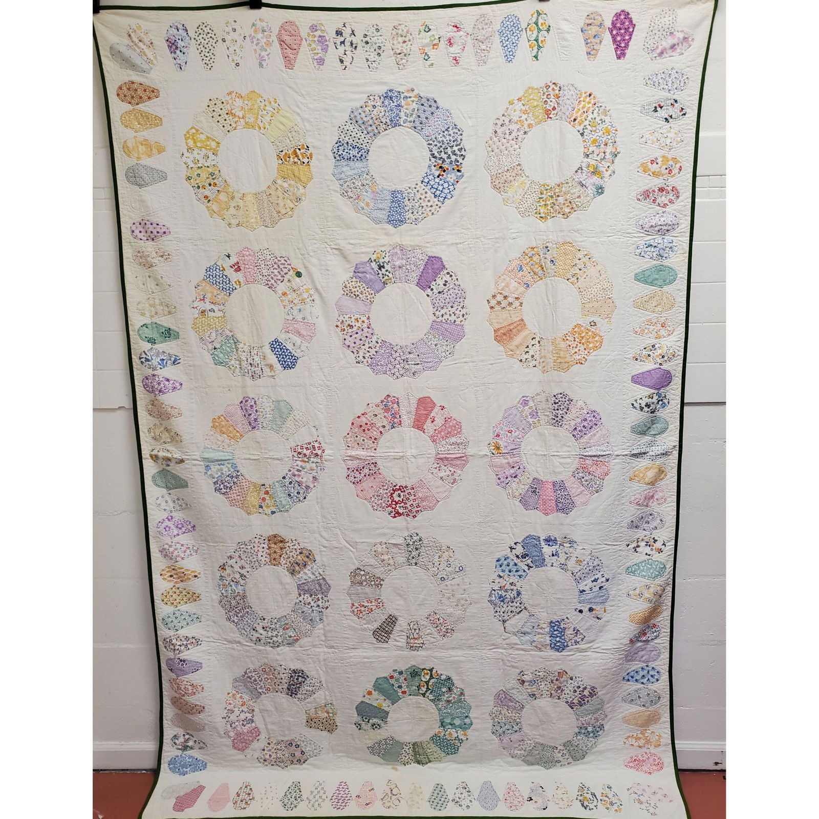 1930's Handmade Quilt (1 of 15)