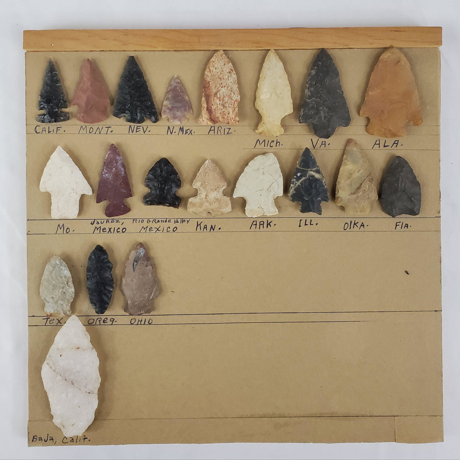Native American Artifact Arrowheads 22 Pcs (1 of 6)