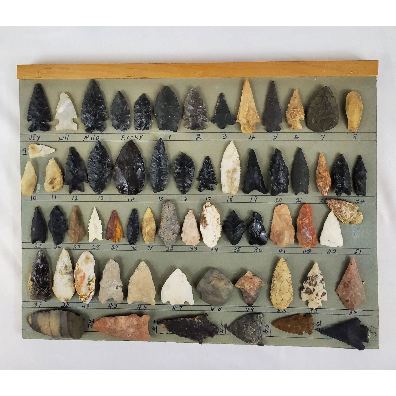 Native American Indian Artifacts Arrowhead points 57 Pc (1 of 17)