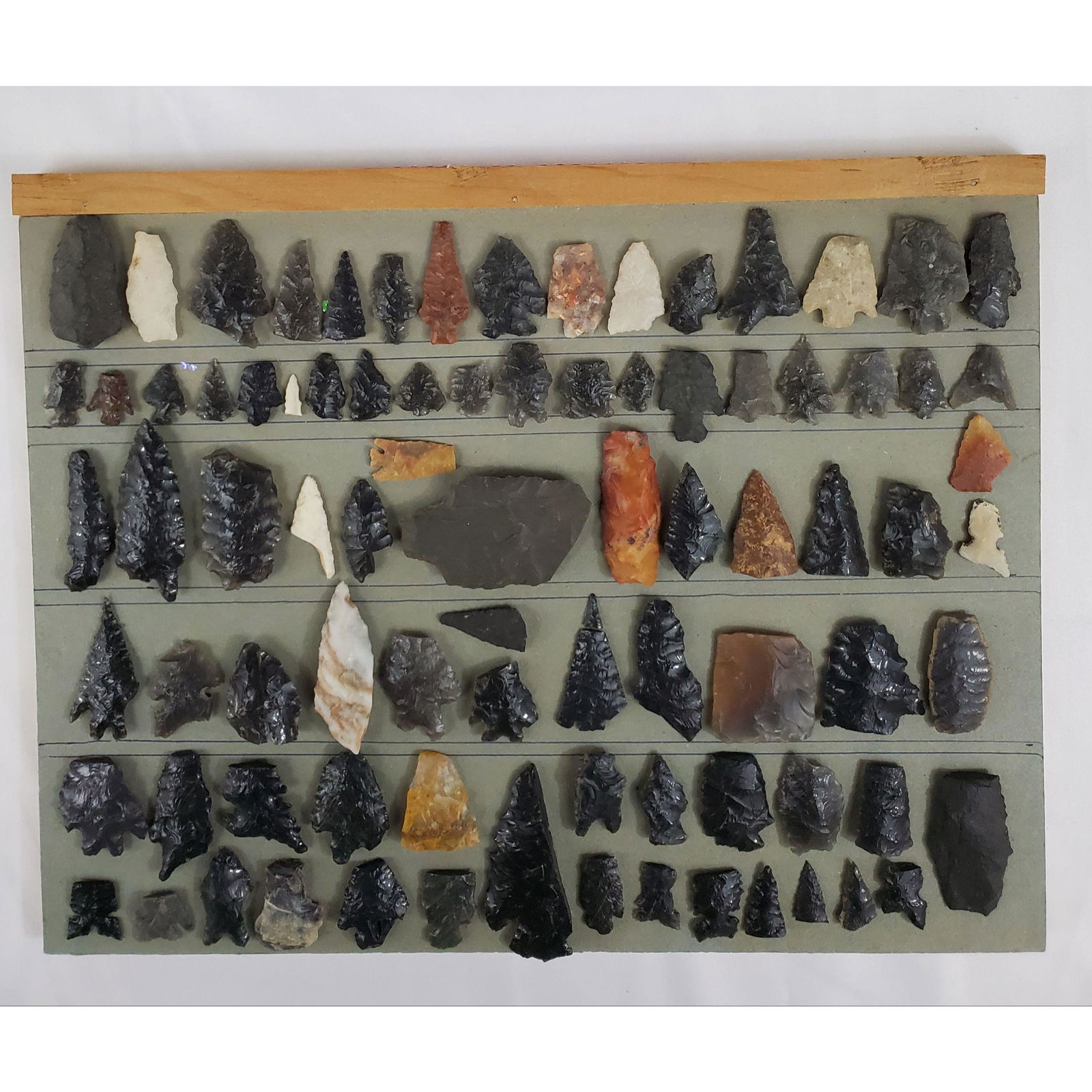 Native American Indian Artifacts Arrowhead points 85 pc (1 of 9)