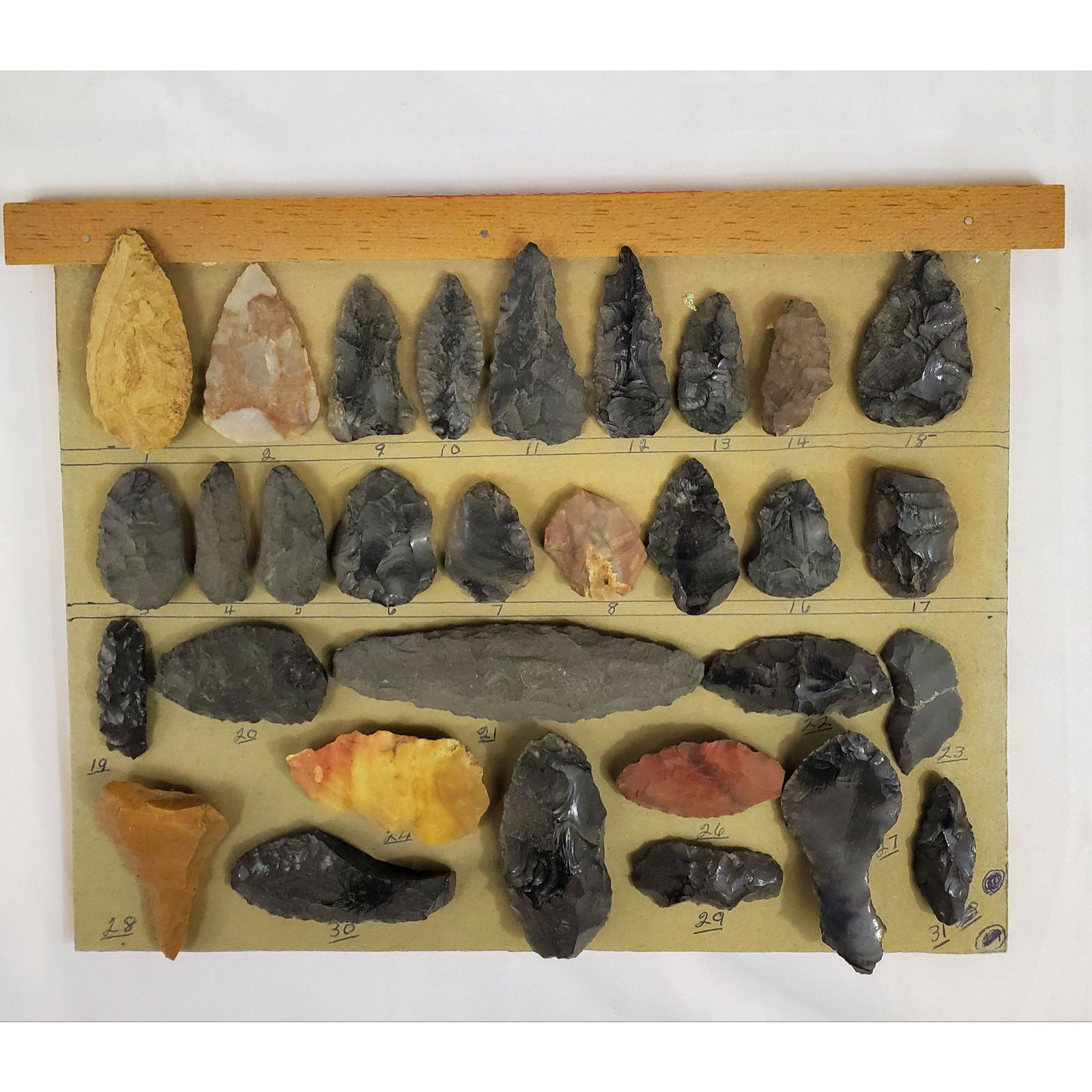 Native American Indian Artifacts Arrowhead 31 Pcs (1 of 12)