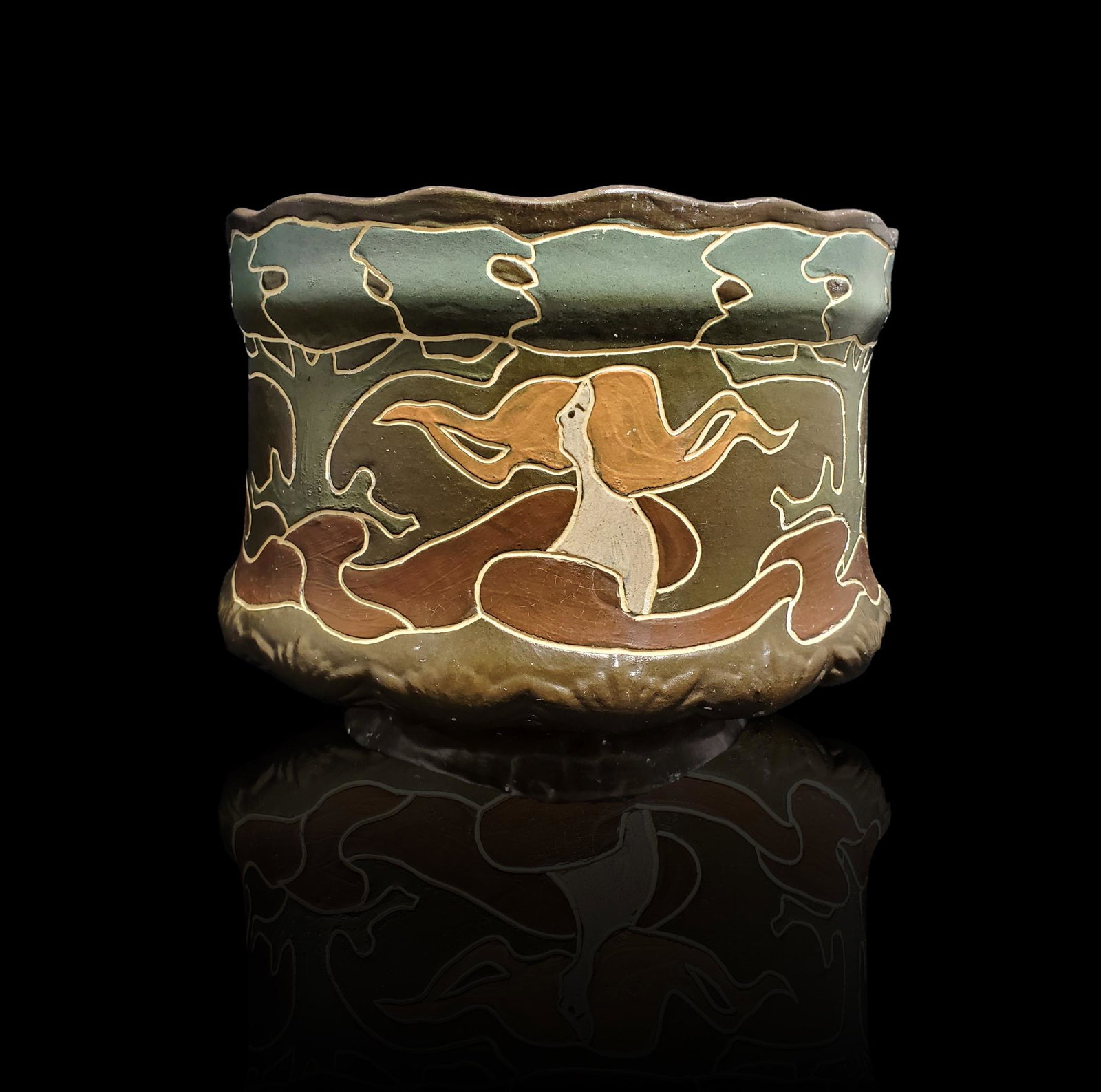 Vintage J.B Owens Jardiniere Henri Doux: Vintage J.B Owens Jardiniere Henri Doux. Measures 8"x 10".RELISTED!!!!