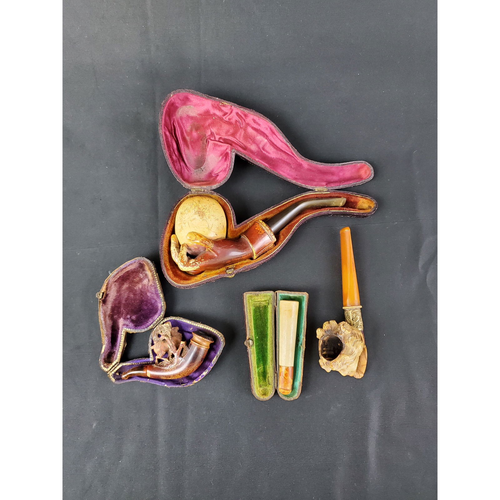 4 Figural Meerschaum antique pipes 19th Century (1 of 20)