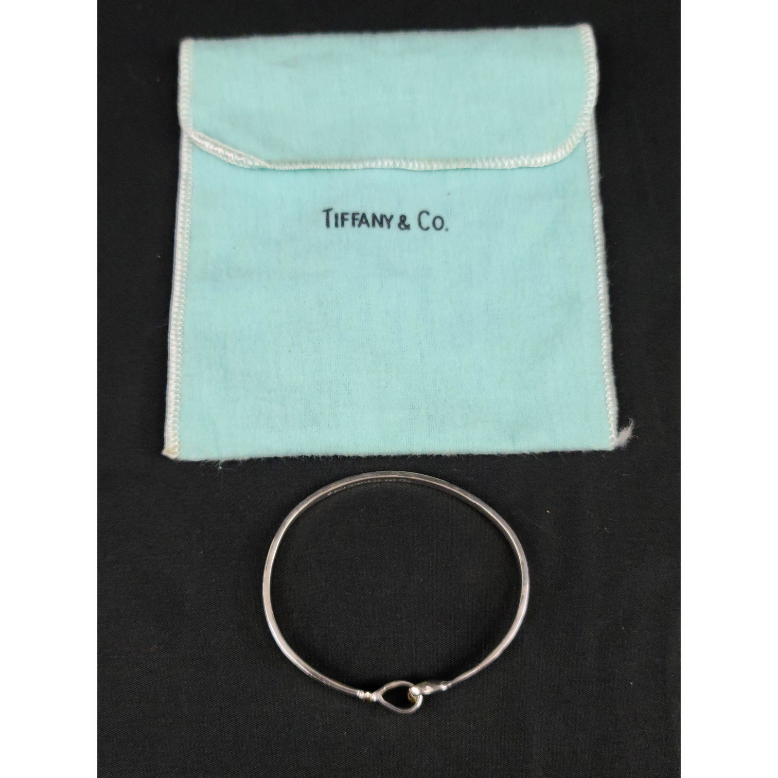 Tiffany & Company 925/750 Hook & Eye Bangle 2003 159 G (1 of 4)