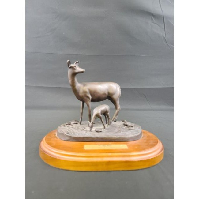 Signed metal sculpture Deer And Fawn (1 of 6)