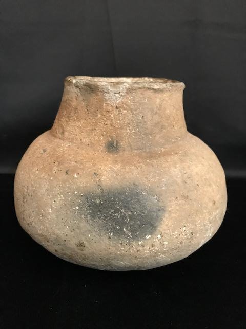 Native American Mississippian Pot (1 of 13)