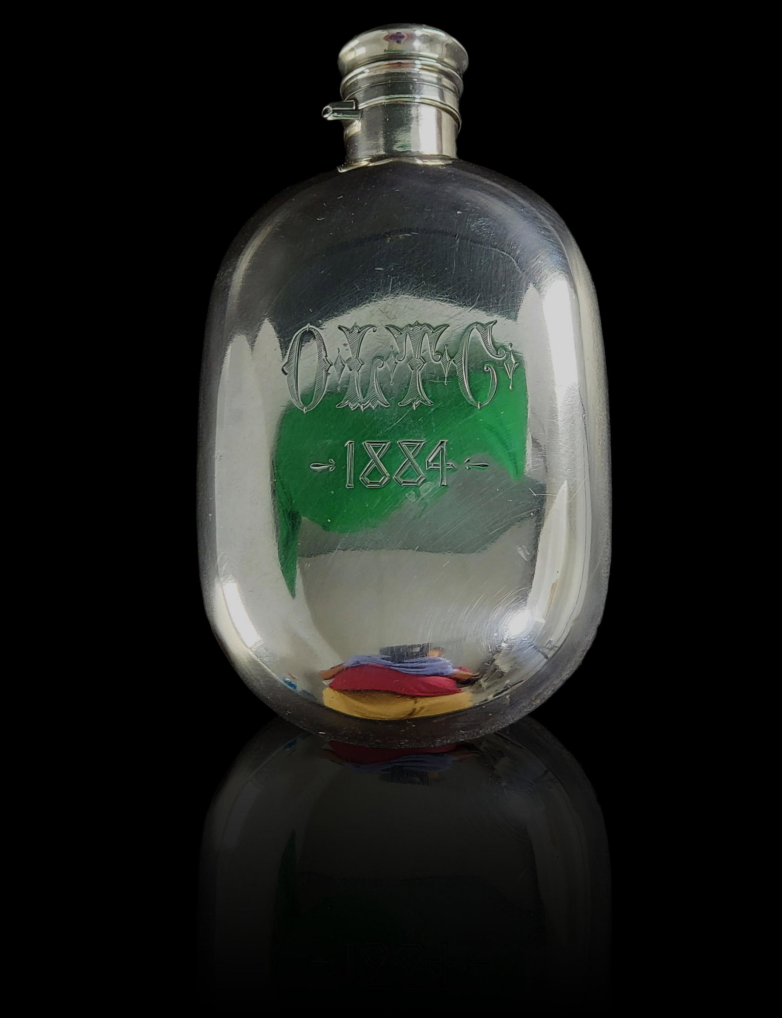 Sterling Silver Flask 1884 164 Grams: Sterling Silver Flask 1884 164 Grams. Measures 5 3/4" x 3 1/4"