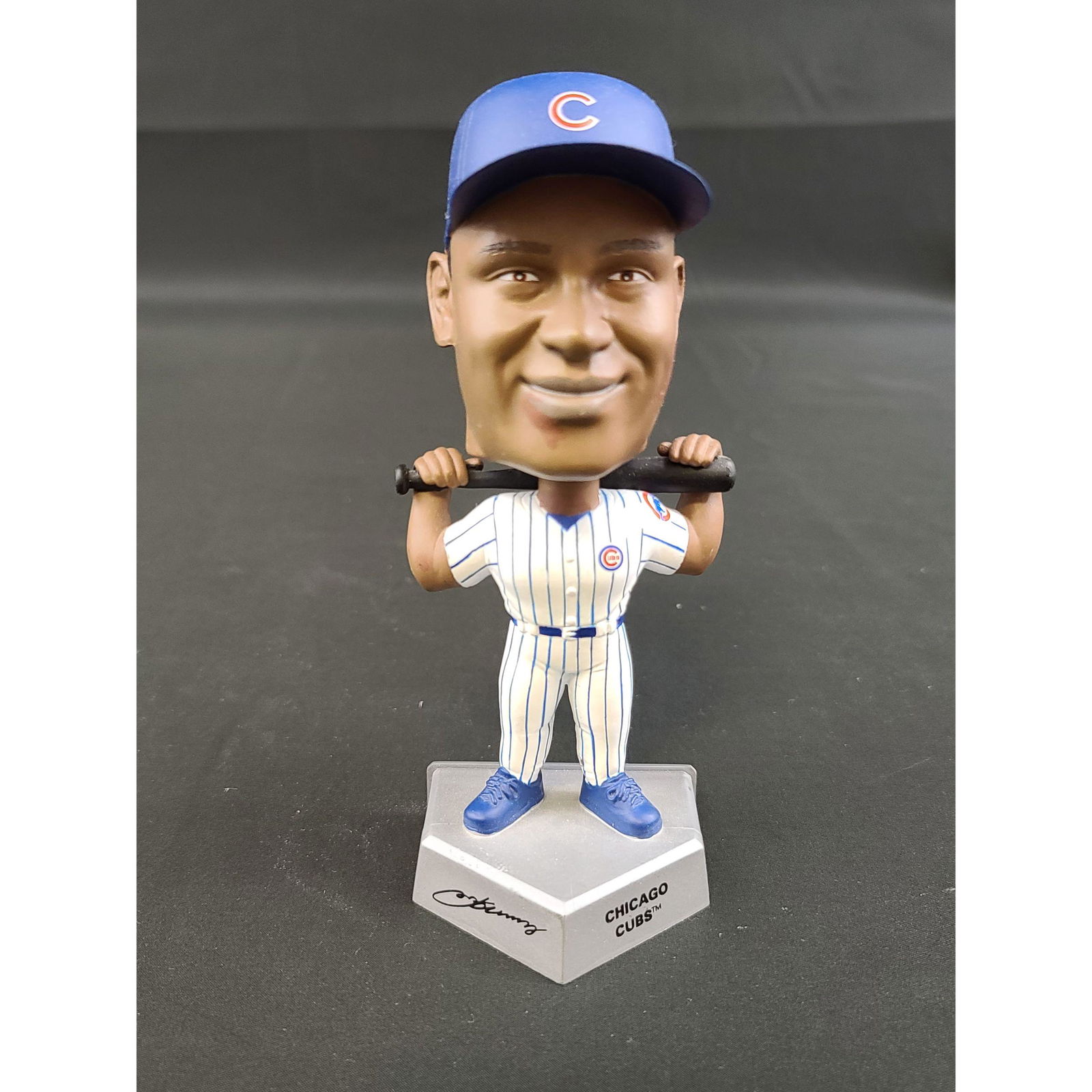 SAMMY SOSA Collectors Edition Chicago Cubs Bobble Head (1 of 2)