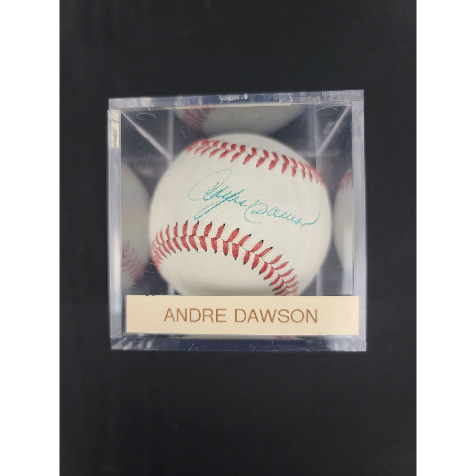 Andre Dawson Autographed Baseball (1 of 2)