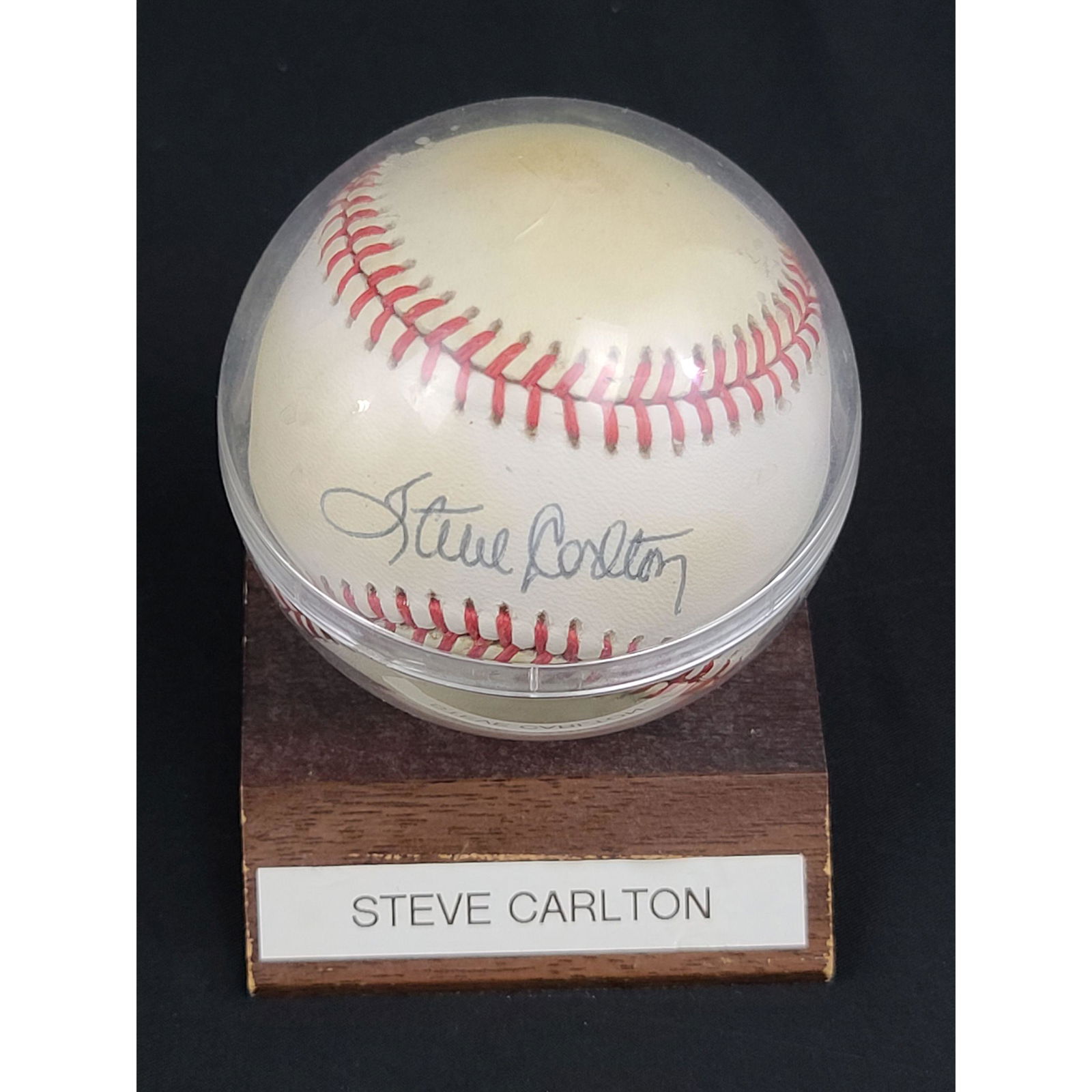 STEVE CARLTON MLB Autographed Baseball (1 of 3)