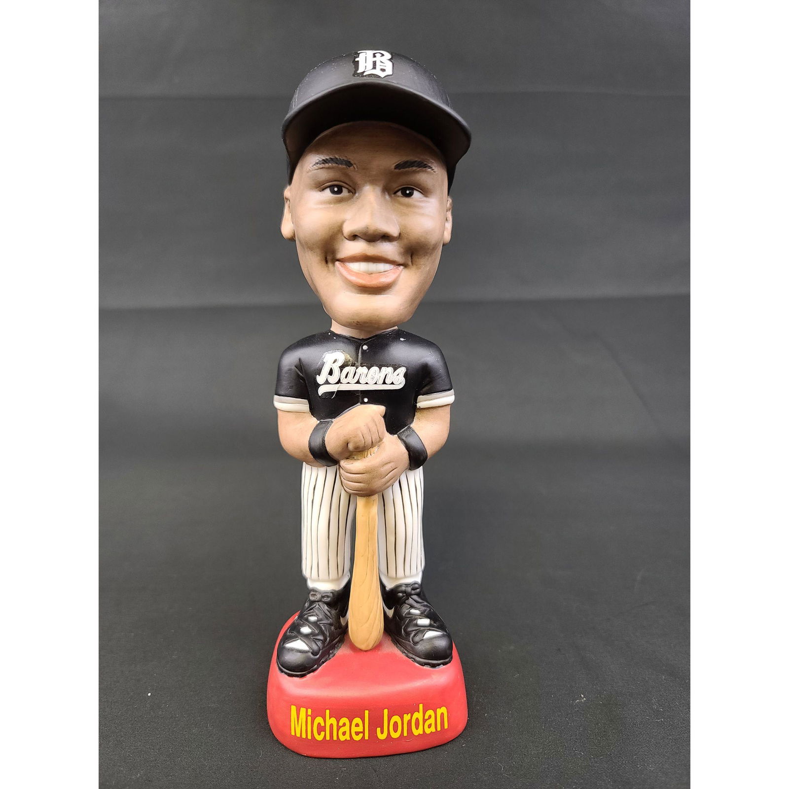 1994 SAM MICHAEL JORDAN BIRMINGHAM BARONS BOBBLEHEAD. (1 of 2)