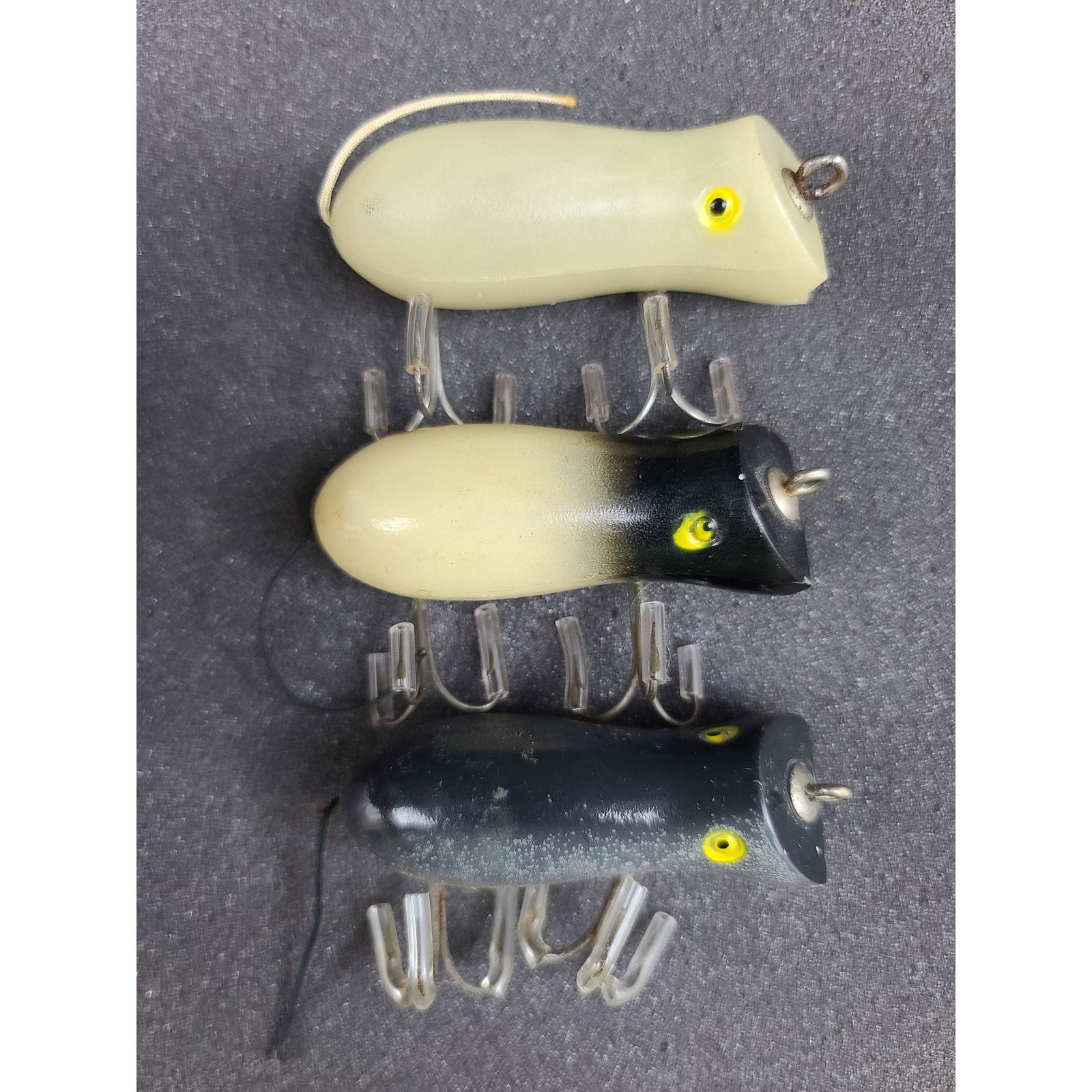 3 Vintage Fishing Lures Shakespeare Mouses (1 of 2)