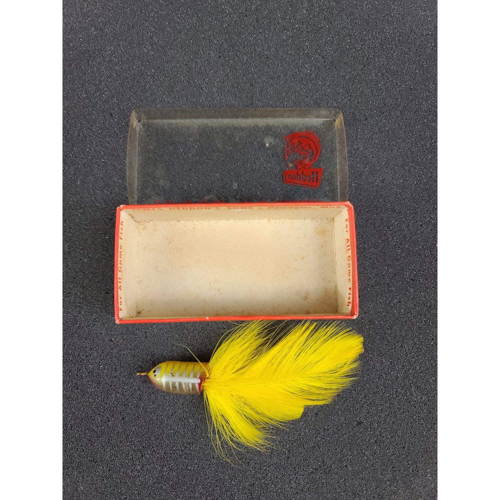 1 Vintage Fishing Lure Heddon Fly Lure: 1 Vintage Fishing Lure Heddon Fly Lure