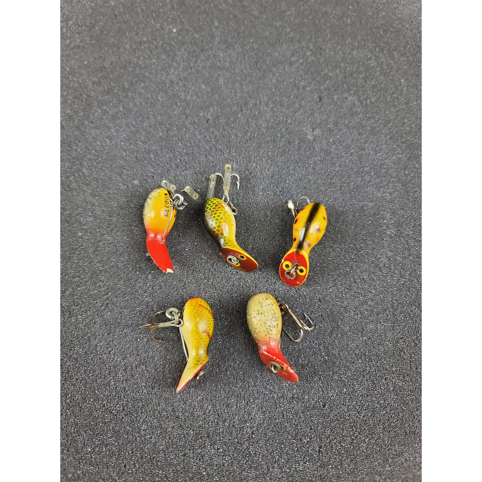 5 Vintage Fishing Lure Heddon Fly Lure (1 of 7)