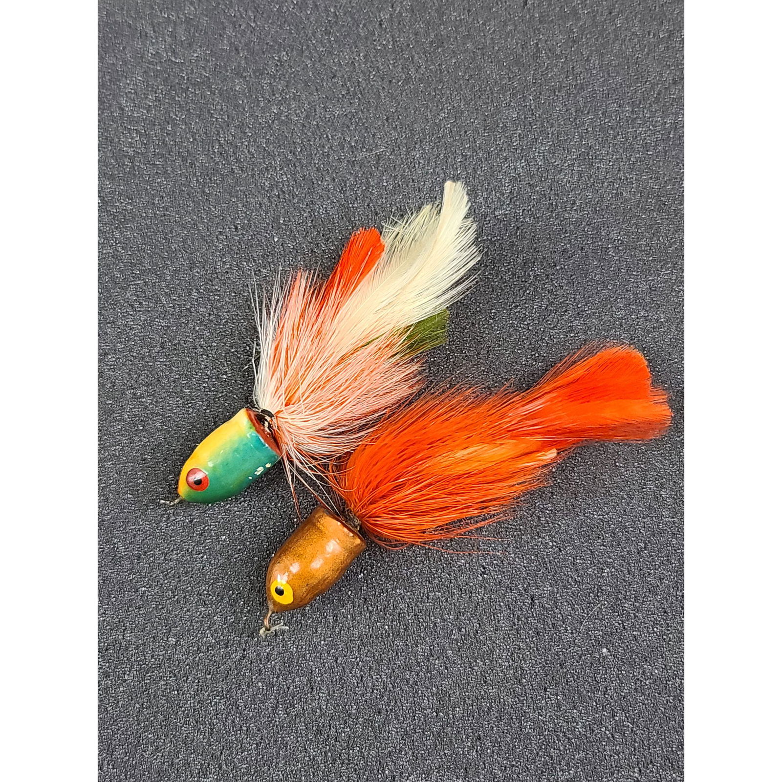 2 Vintage Fishing Lure Heddon Fly Lure (1 of 3)