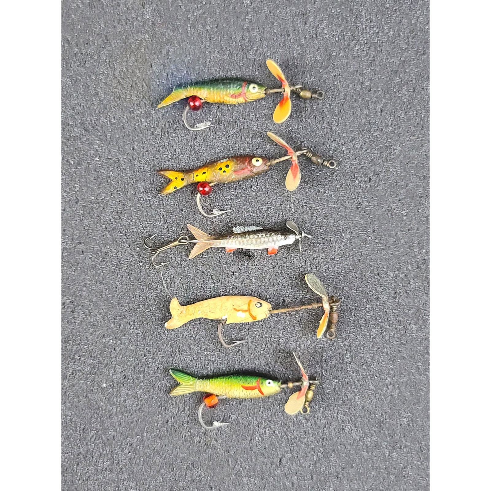 5 Vintage Fly Fishing Lures Pflueger Biz Minnows