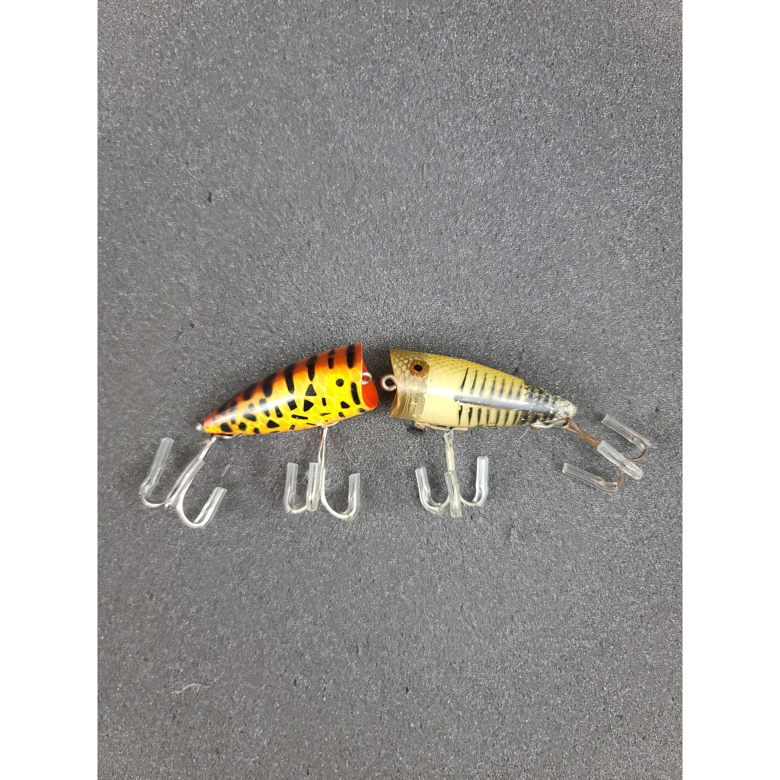 2 Vintage Fishing Lures Heddon Chugger Lures (1 of 3)