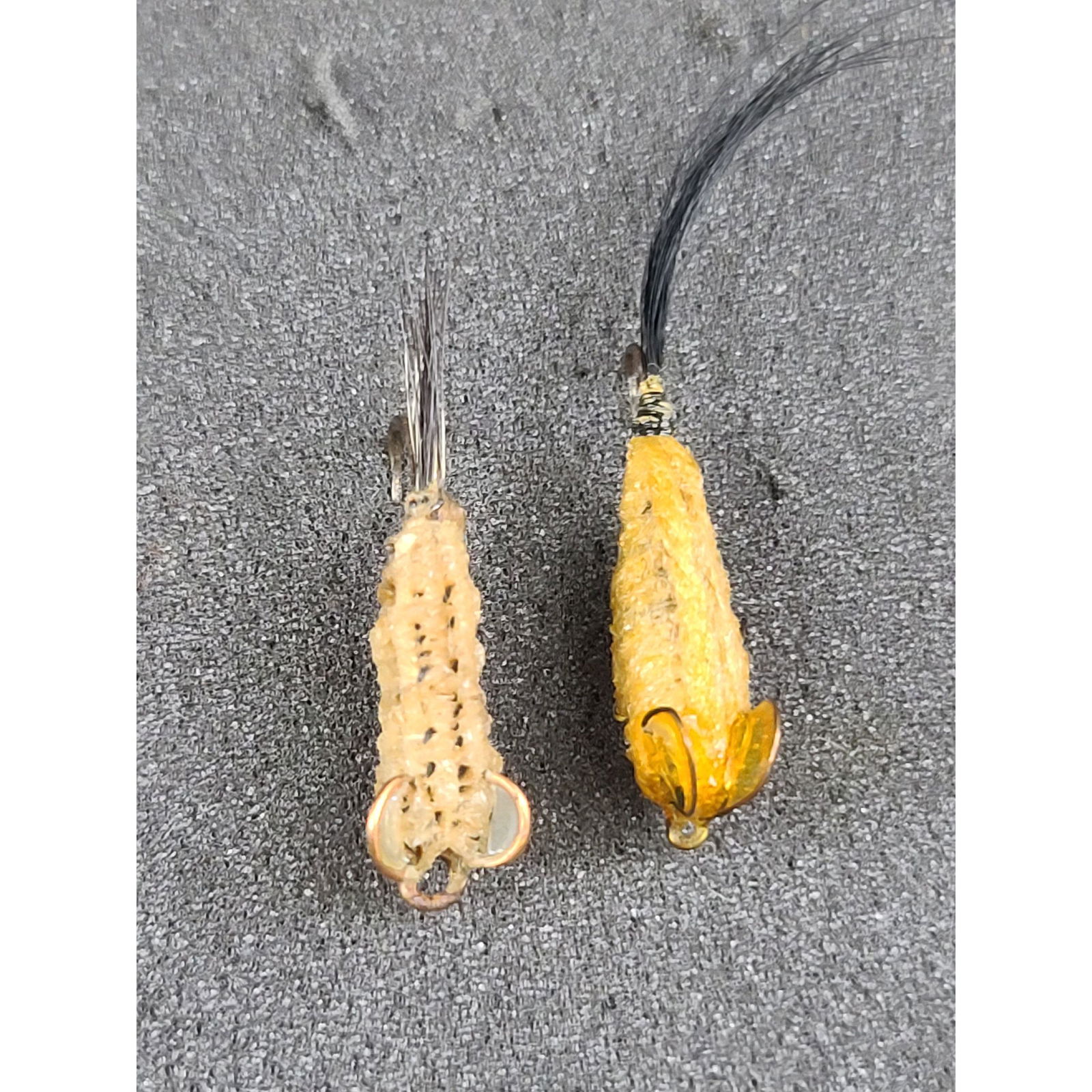 2 Vintage Fishing Lures Hair Fly Mouse Lures (1 of 8)