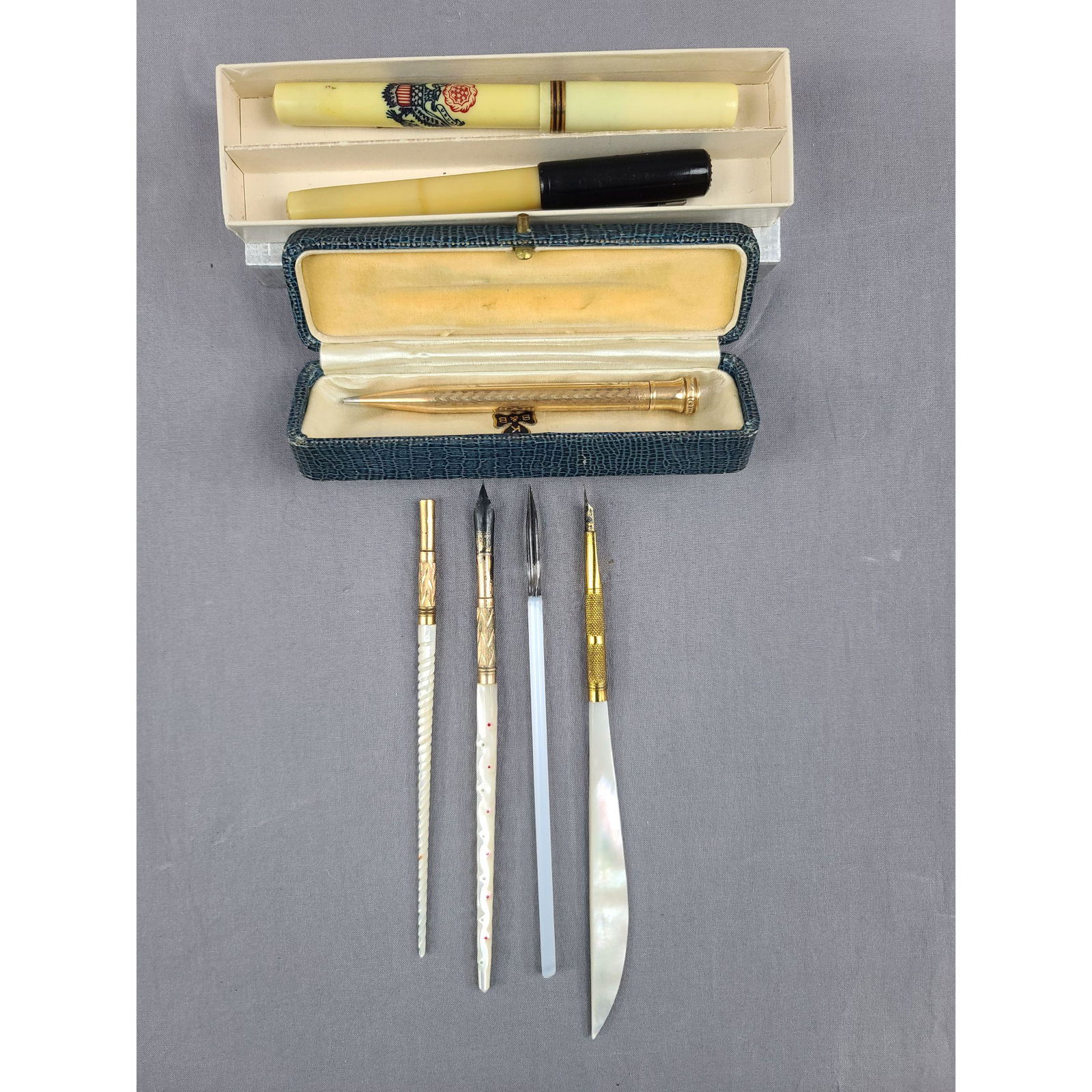 Vintage Fountain Pen Lot (1 of 6)