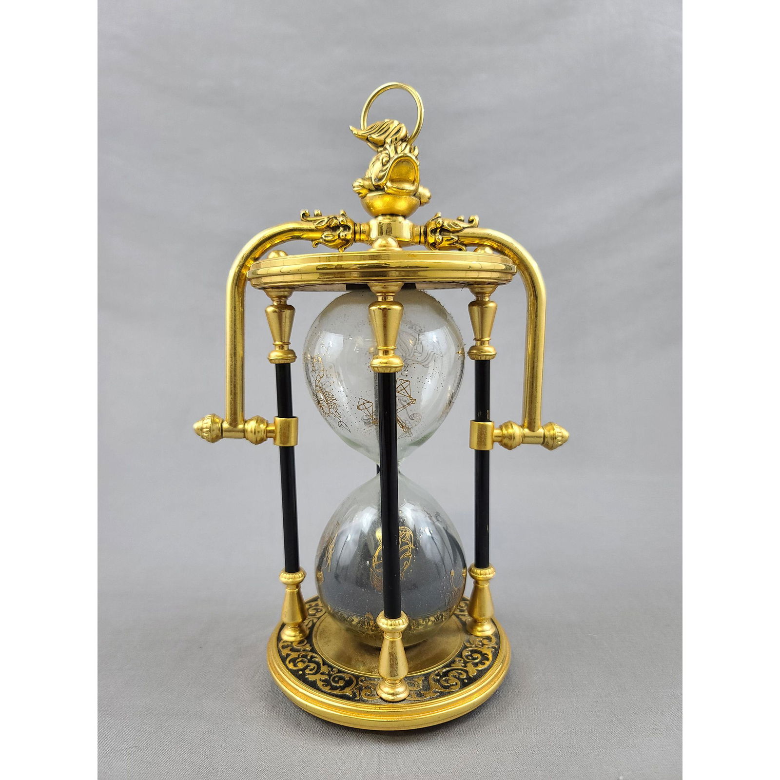 Small Decorative Hour Glass (1 of 13)