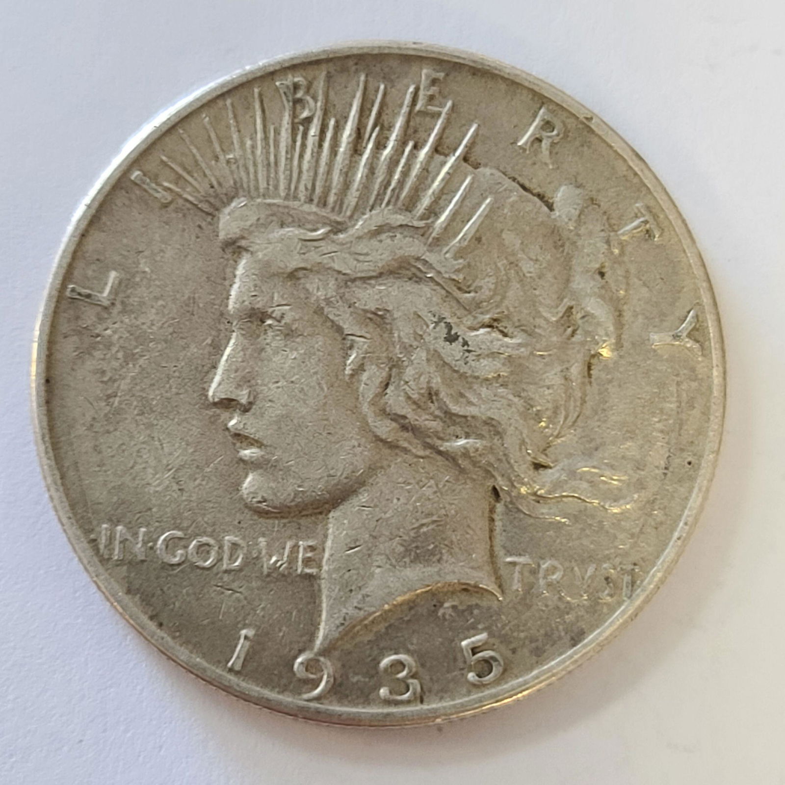 Peace Silver Dollar Coin 1935P (1 of 2)