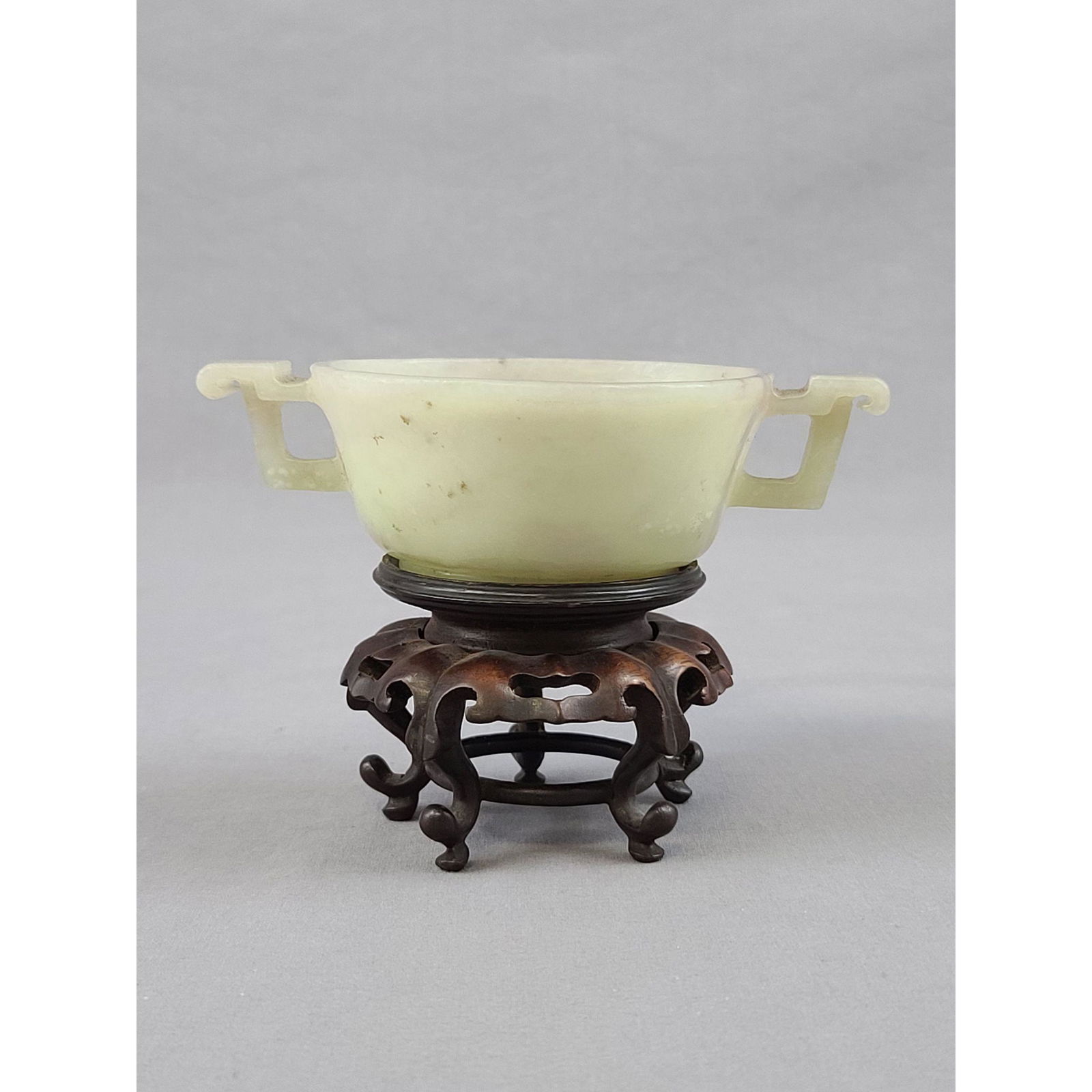 Chinese Ming Jade Libation Cup with Wood Stand (1 of 20)