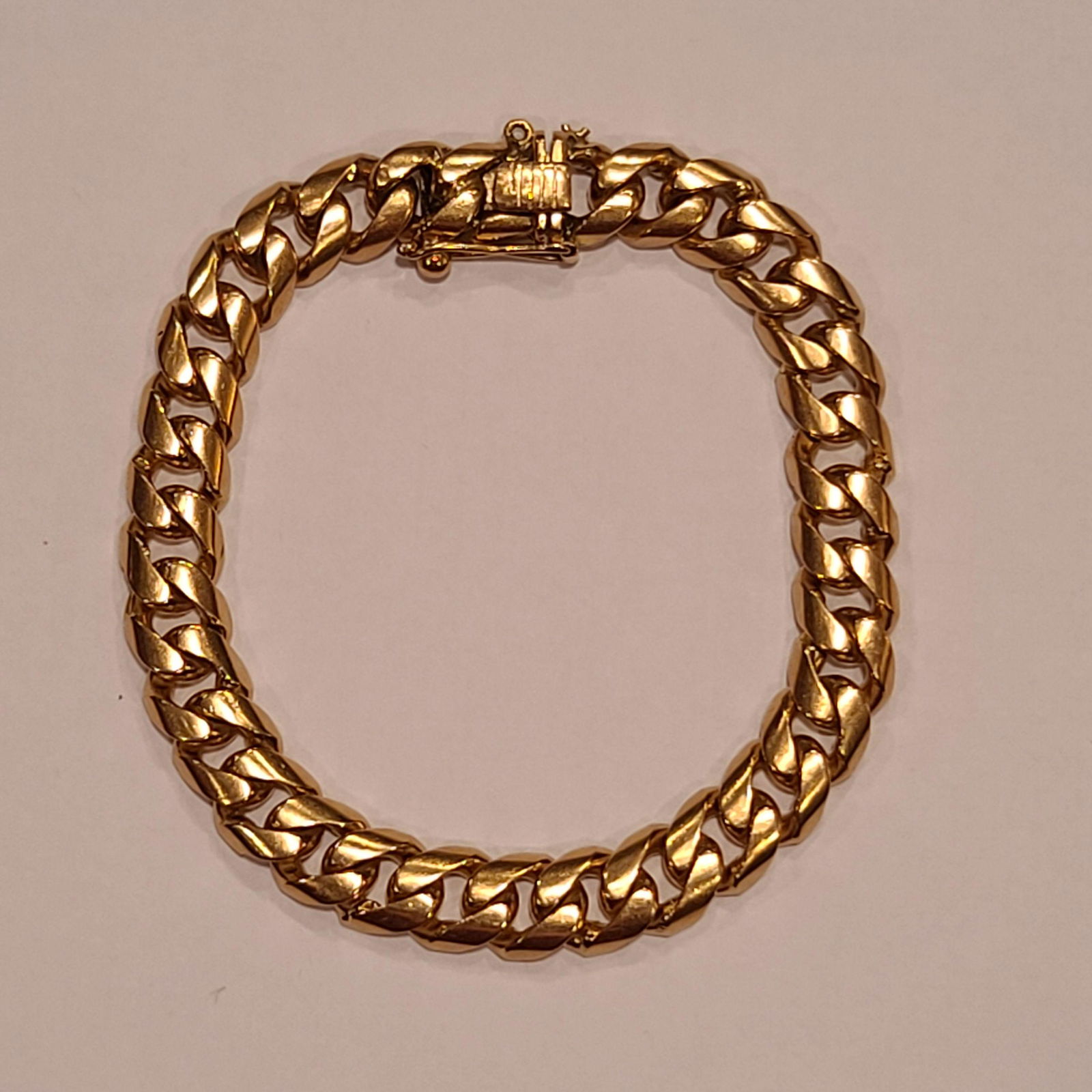 Men's 18K Gold Bracelet  Total Weight 62 Grams (1 of 5)