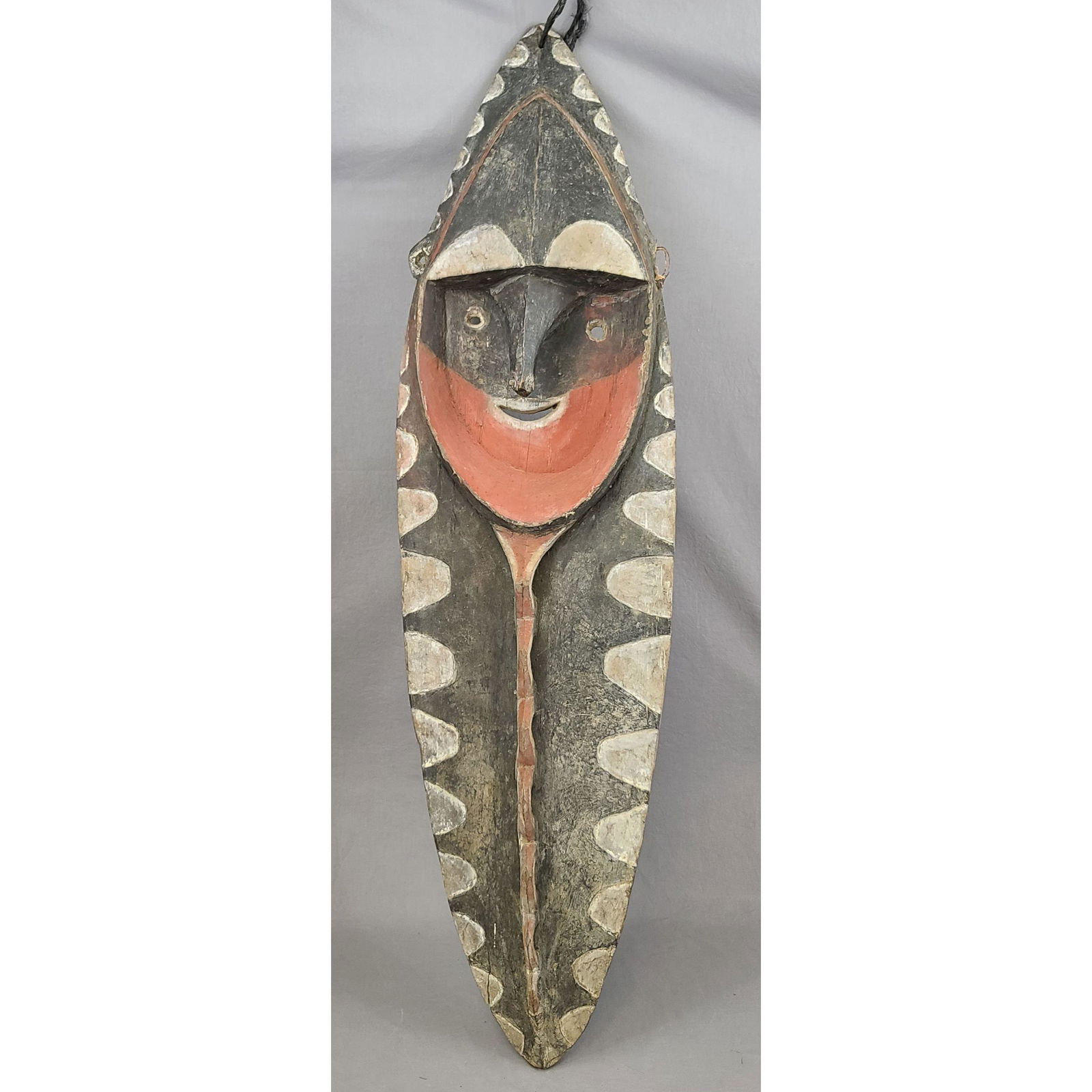 Antique Papua New Guinea Yam Ceremonial Mask "Yina" (1 of 19)