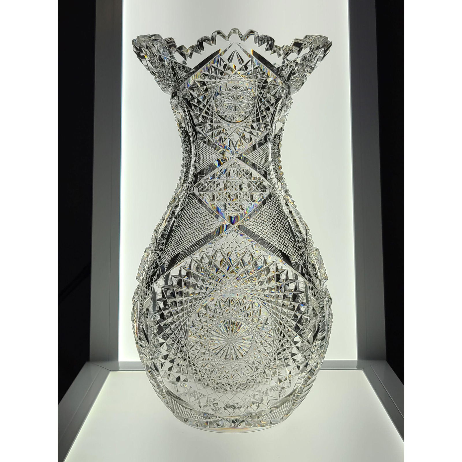 American Brilliant Cut Glass P&B Bowling Pin Vase (1 of 18)