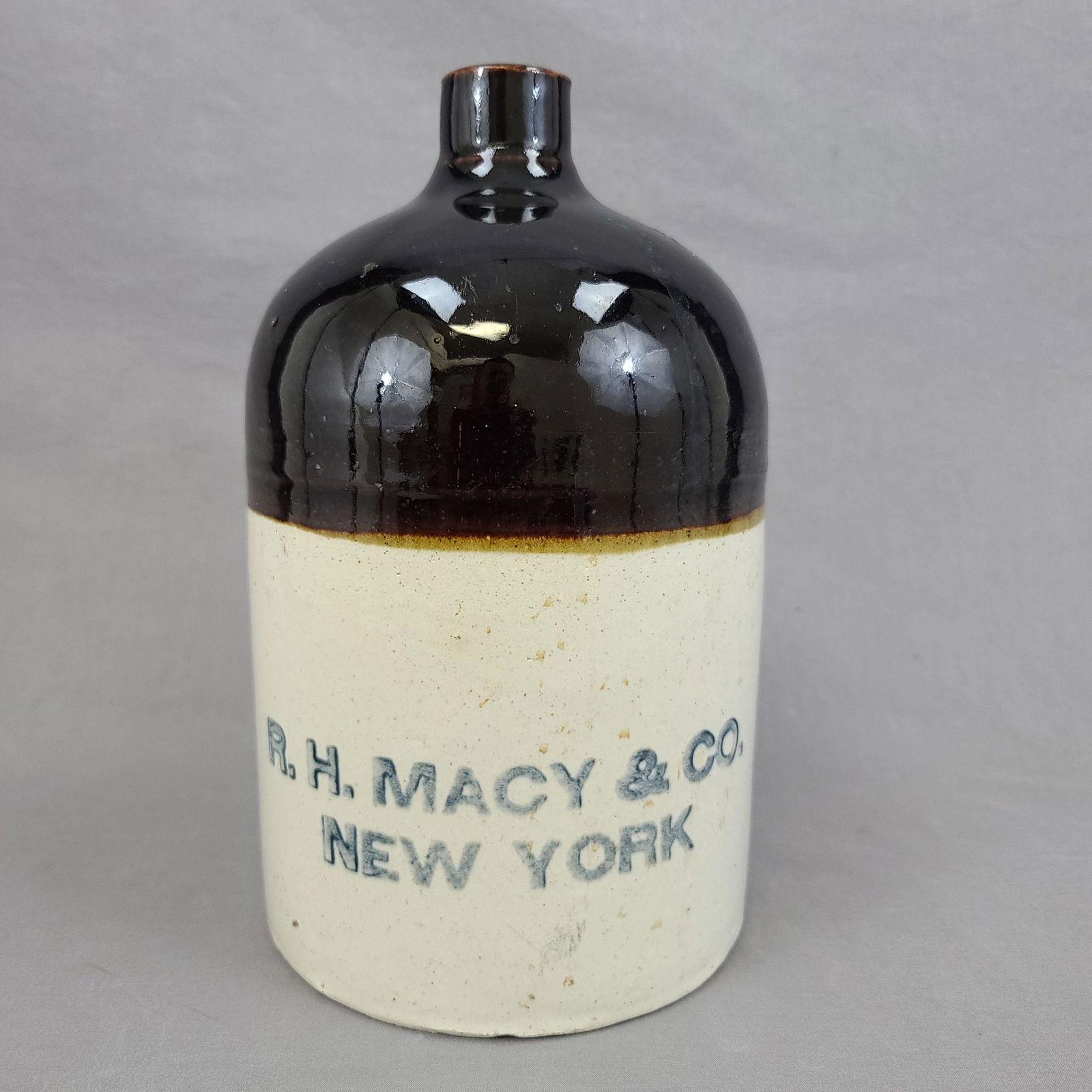 R.H MACY & CO,NEW YORK STONEWARE WHISKEY JUG (1 of 9)