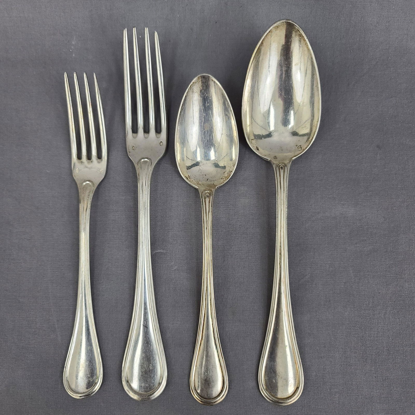 Large Lot Of Vintage Flatware 82 Pieces (1 of 9)