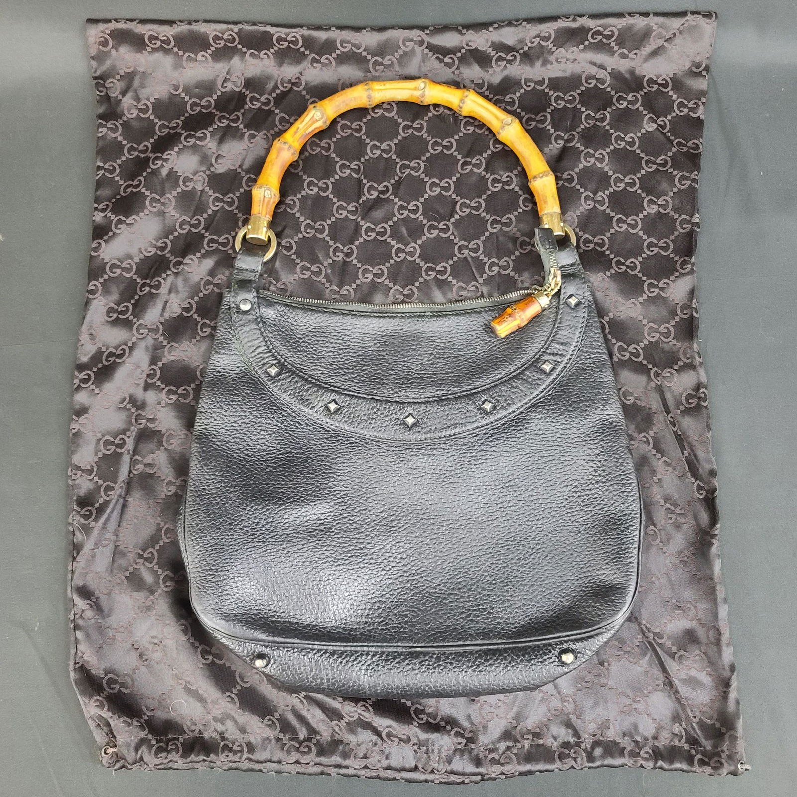 Gucci Small Black Handbag with with Dust Cover (1 of 6)