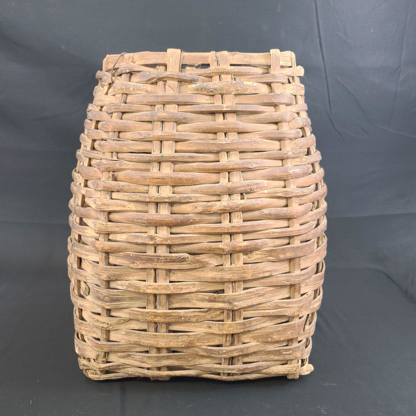Large Antique Basket 19th Century (1 of 9)