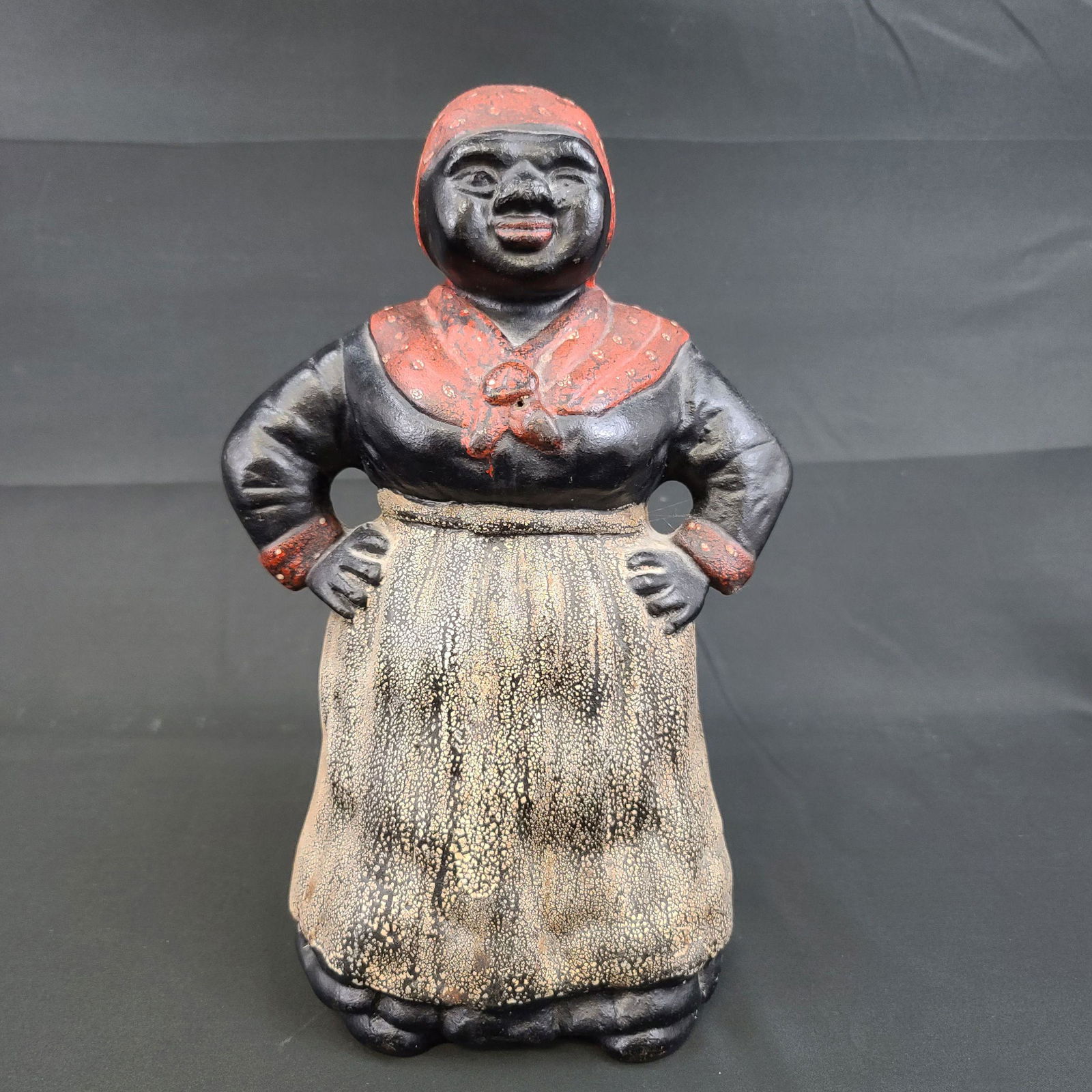 Original Antique Cast Iron Door Stop Americana Mammy: Original Antique Cast Iron Door Stop Americana MAMMY, original paint and pristine. Measures 11 3/4"
