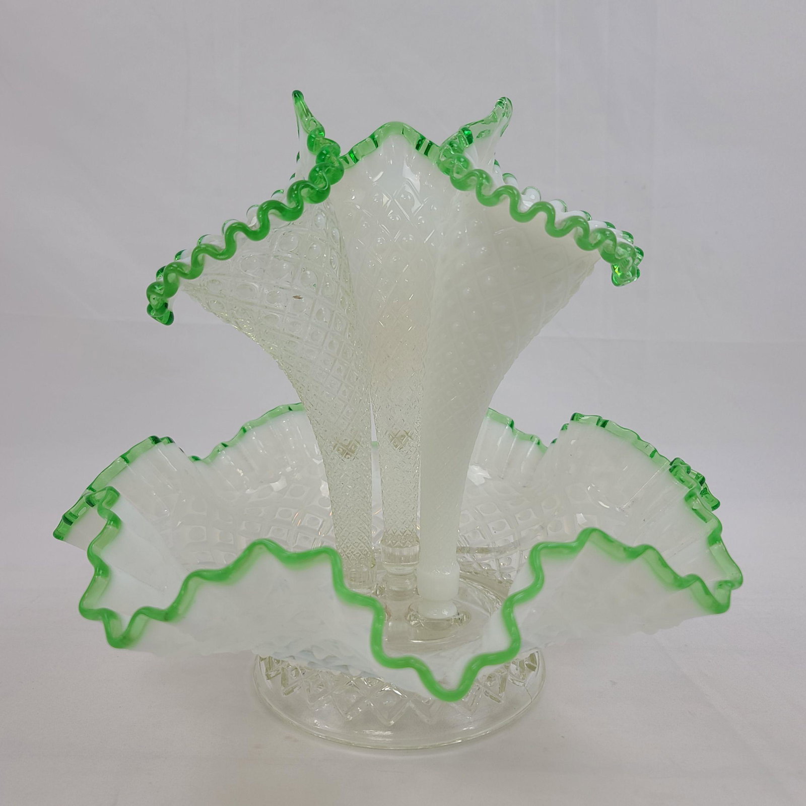 A Nice Fenton Glass Epergne: Fenton Glass Epergne. Measure 10 1/4" x 12"